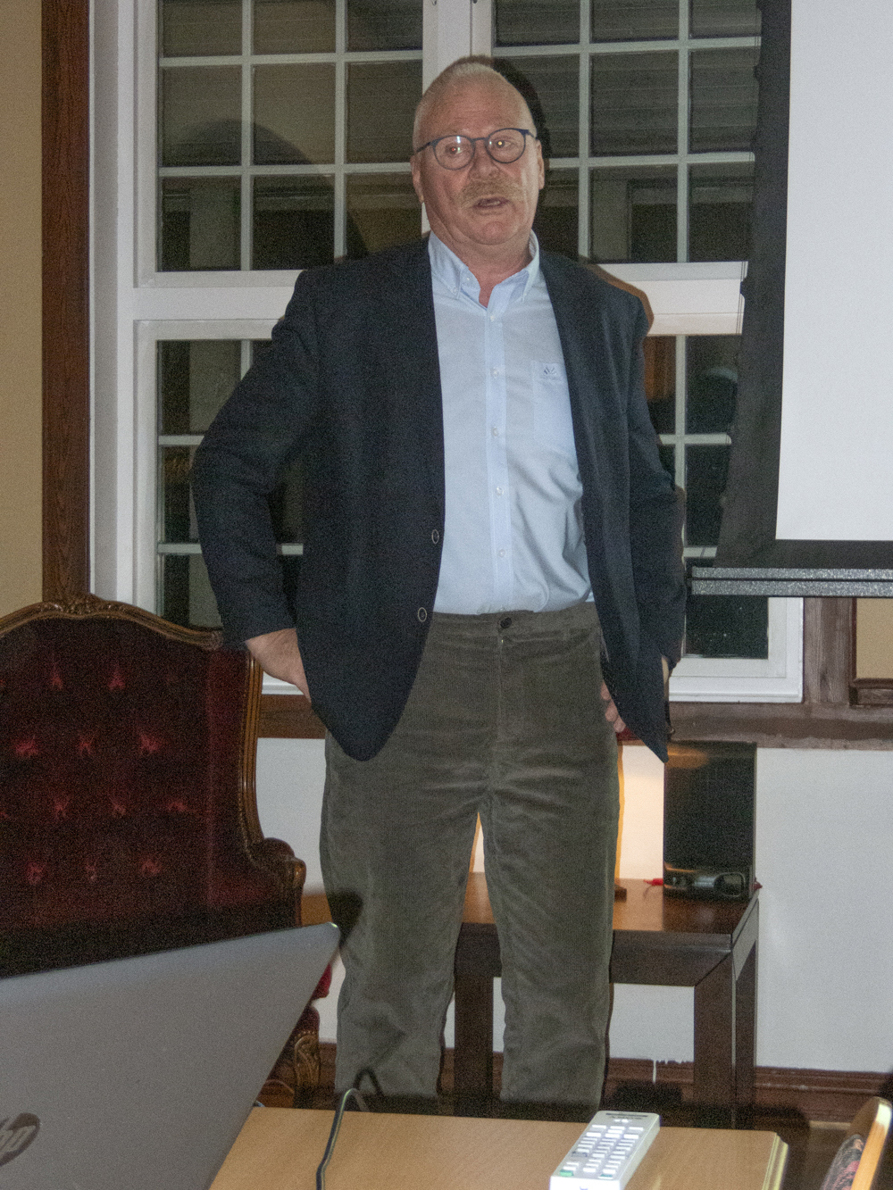 Kaffe, vaffel og interessant fortelling